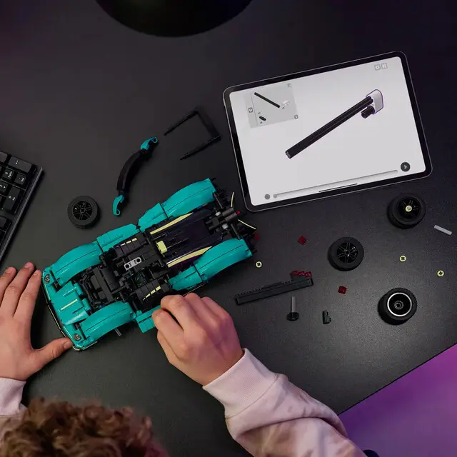 Lego 42208 Technic Aston Martin Valkyrie Budget