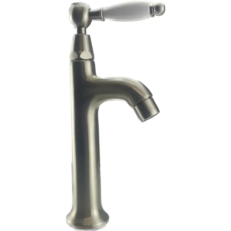 Wereldwijde Verzending Pb Klassieke Fonteinkraan Met Witte Hendel Koud Water Met Rvs 1208853932.